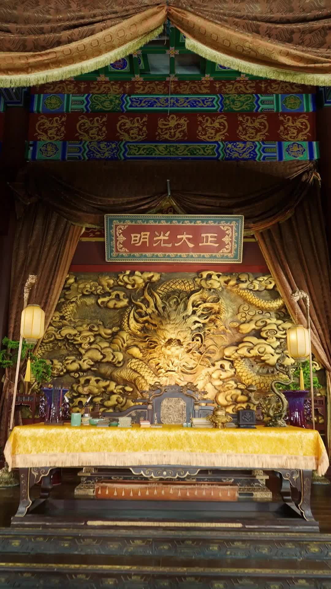 Episode 5 - The Prince Who Played the Fool